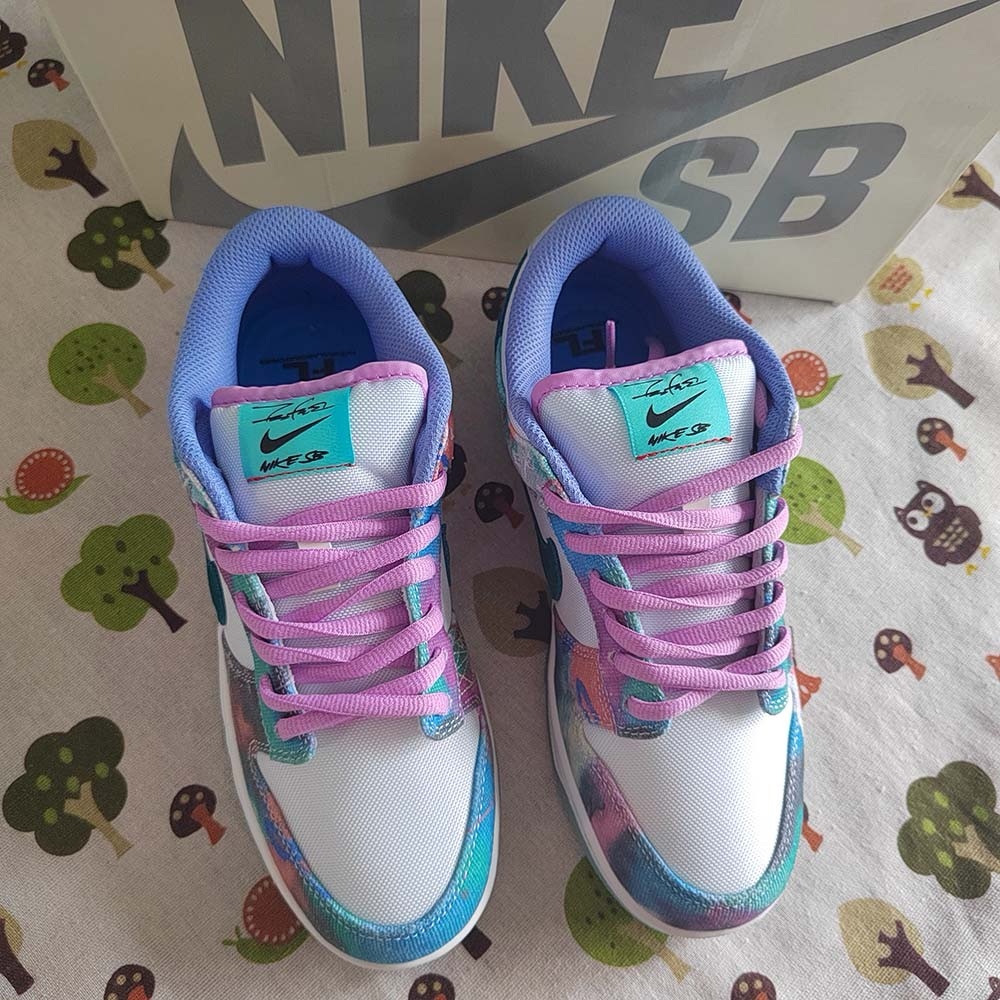 Nike Futura Laboratories Dunk SB Low OG QS Bleached Aqua size 9.5 With Box
